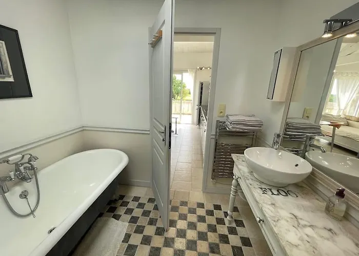 Villa Le Domaine Du Prieure